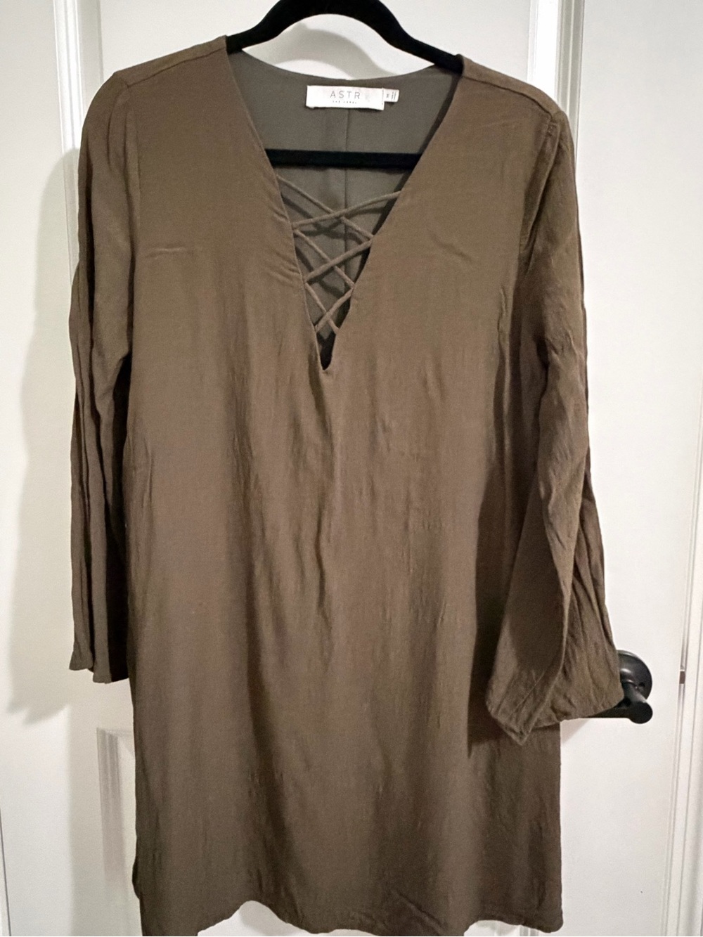 Astr Olive Lace-Up V-Neck Long Sleeve Dress